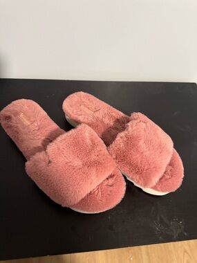 Koolaburra Plush Slide Slippers in Dusty Rose